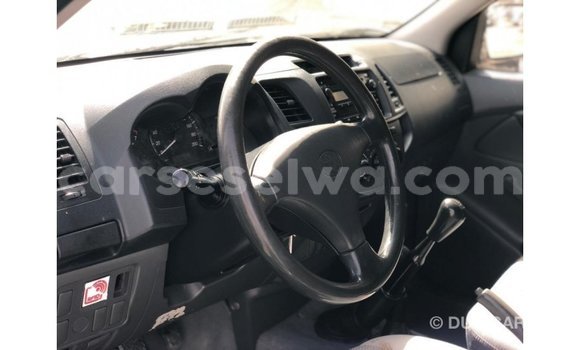 Buy Import Toyota Hilux White Car in Import - Dubai in East Mahé Buy Import Toyota Hilux White Car in Import - Dubai in East Mahé