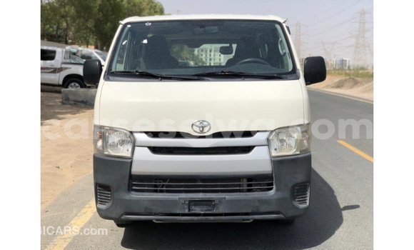 Buy Import Toyota Hiace White Car in Import - Dubai in East Mahé Buy Import Toyota Hiace White Car in Import - Dubai in East Mahé