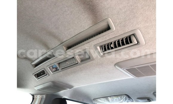 Buy Import Toyota Hiace White Car in Import - Dubai in East Mahé Buy Import Toyota Hiace White Car in Import - Dubai in East Mahé