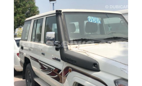Buy Import Toyota Land Cruiser Other Car in Import - Dubai in East Mahé Buy Import Toyota Land Cruiser Other Car in Import - Dubai in East Mahé