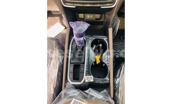 Buy Import Hyundai Santa Fe Green Car in Import - Dubai in East Mahé Buy Import Hyundai Santa Fe Green Car in Import - Dubai in East Mahé