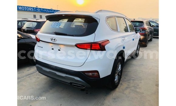 Buy Import Hyundai Santa Fe White Car in Import - Dubai in East Mahé Buy Import Hyundai Santa Fe White Car in Import - Dubai in East Mahé