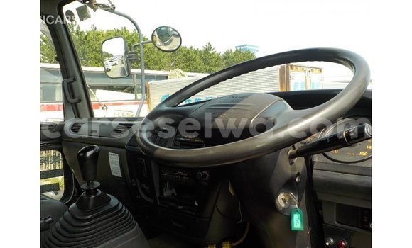 Buy Import Isuzu Rodeo White Car in Import - Dubai in East Mahé Buy Import Isuzu Rodeo White Car in Import - Dubai in East Mahé