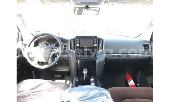 Buy Import Toyota Land Cruiser Black Car in Import - Dubai in East Mahé Buy Import Toyota Land Cruiser Black Car in Import - Dubai in East Mahé