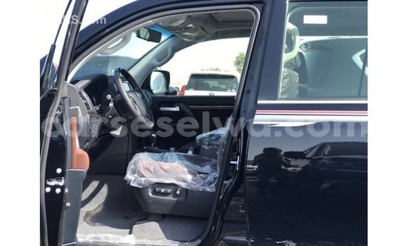 Buy Import Toyota Land Cruiser Black Car in Import - Dubai in East Mahé Buy Import Toyota Land Cruiser Black Car in Import - Dubai in East Mahé
