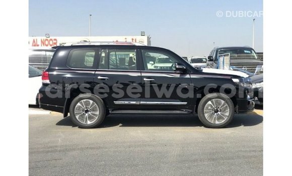 Buy Import Toyota Land Cruiser Black Car in Import - Dubai in East Mahé Buy Import Toyota Land Cruiser Black Car in Import - Dubai in East Mahé