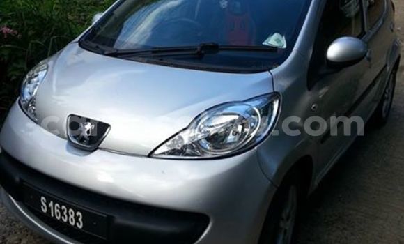 Buy New Peugeot 107 Silver Car in Les Mamelles in Greater Victoria Buy New Peugeot 107 Silver Car in Les Mamelles in Greater Victoria