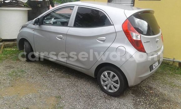 Buy New Hyundai Eon Silver Car in Les Mamelles in Greater Victoria Buy New Hyundai Eon Silver Car in Les Mamelles in Greater Victoria