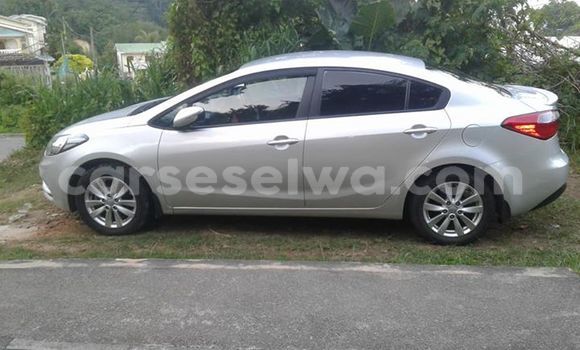 Buy Used Kia Cerato Silver Car in Anse Aux Pins in East Mahé Buy Used Kia Cerato Silver Car in Anse Aux Pins in East Mahé