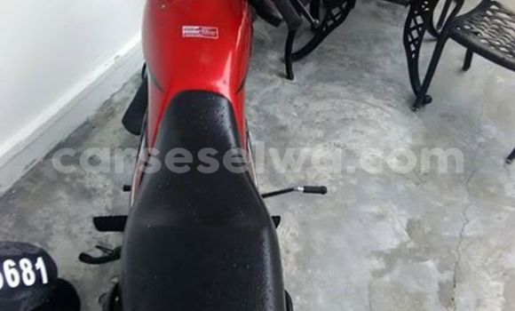Buy Used Honda 125 Red Moto in Beau Vallon in North Mahé Buy Used Honda 125 Red Moto in Beau Vallon in North Mahé