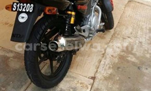 Buy Used Yamaha ybr 125 Black Moto in Baie Lazare in South Mahé Buy Used Yamaha ybr 125 Black Moto in Baie Lazare in South Mahé