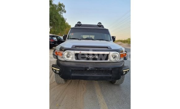 Buy Import Toyota FJ Cruiser Other Car in Import - Dubai in East Mahé Buy Import Toyota FJ Cruiser Other Car in Import - Dubai in East Mahé