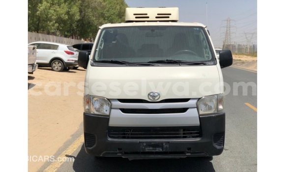 Buy Import Toyota Hiace White Car in Import - Dubai in East Mahé Buy Import Toyota Hiace White Car in Import - Dubai in East Mahé