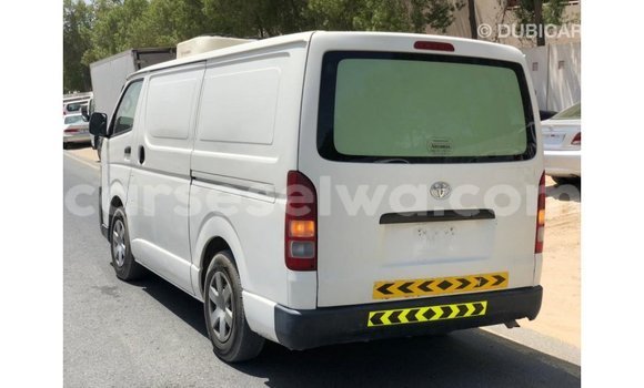 Buy Import Toyota Hiace White Car in Import - Dubai in East Mahé Buy Import Toyota Hiace White Car in Import - Dubai in East Mahé