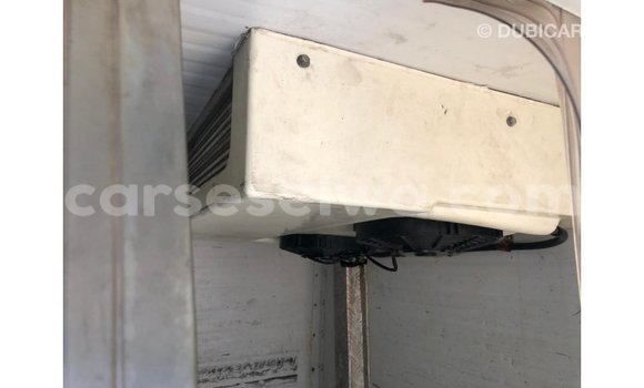 Buy Import Toyota Hiace White Car in Import - Dubai in East Mahé Buy Import Toyota Hiace White Car in Import - Dubai in East Mahé