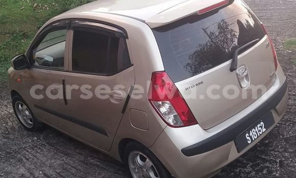 Acheter Occasion Voiture Hyundai ix35 Gris à Beau Vallon, Nord Mahé Acheter Occasion Voiture Hyundai ix35 Gris à Beau Vallon, Nord Mahé