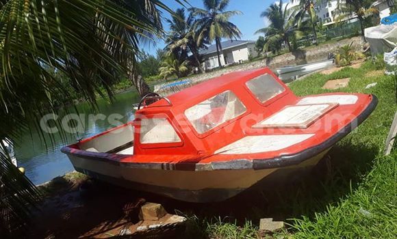 Acheter Occasion Voiture Hyundai Grand i10 Gris à Mont Buxton, Grand Victoria Acheter Occasion Voiture Hyundai Grand i10 Gris à Mont Buxton, Grand Victoria