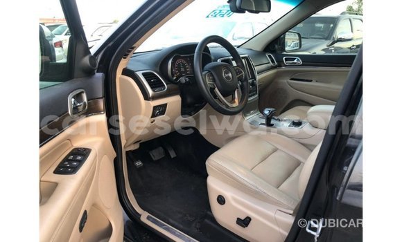 Buy Import Jeep Grand Cherokee Black Car in Import - Dubai in East Mahé Buy Import Jeep Grand Cherokee Black Car in Import - Dubai in East Mahé