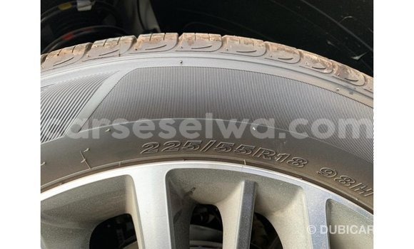 Buy Import Hyundai Tucson White Car in Import - Dubai in East Mahé Buy Import Hyundai Tucson White Car in Import - Dubai in East Mahé