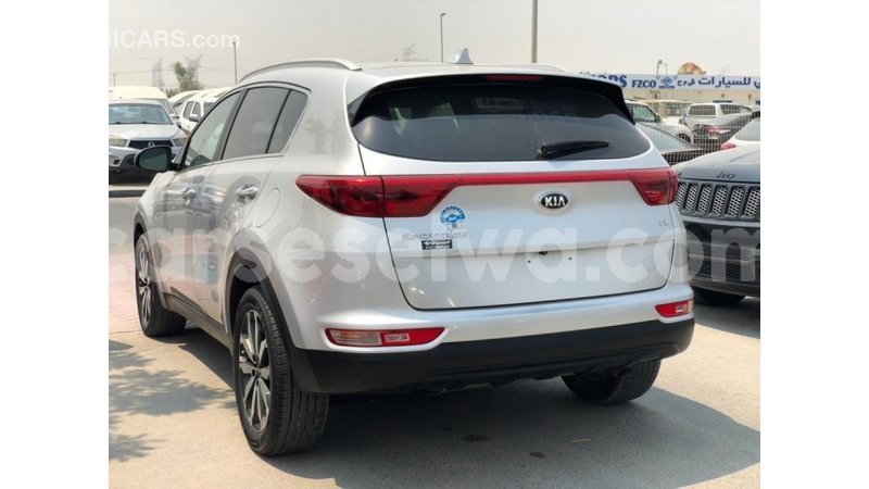 Big with watermark kia sportage east mahe import dubai 7318