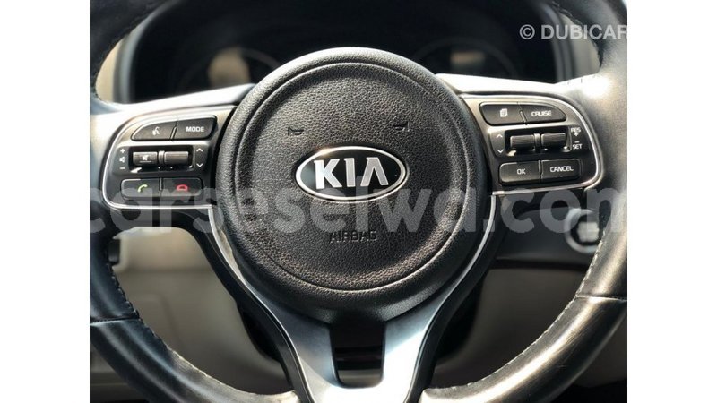 Big with watermark kia sportage east mahe import dubai 7318