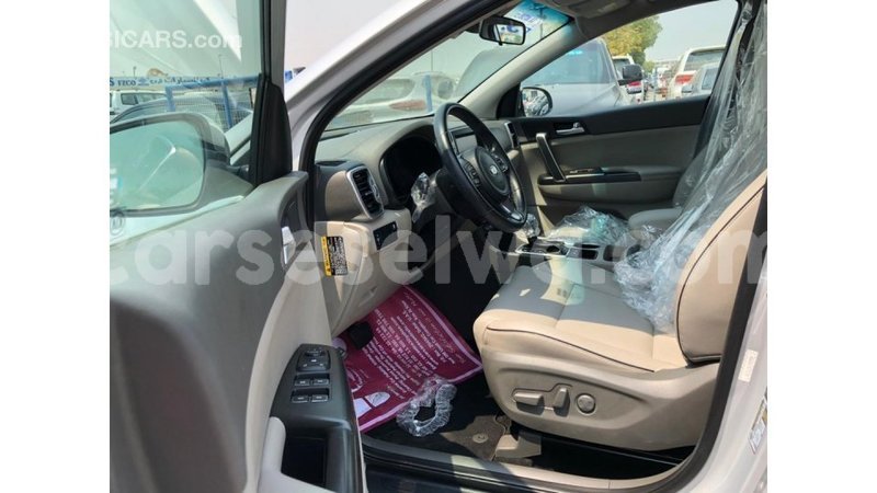 Big with watermark kia sportage east mahe import dubai 7318