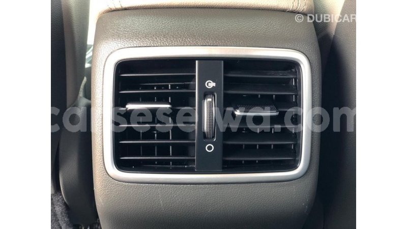 Big with watermark kia sportage east mahe import dubai 7318