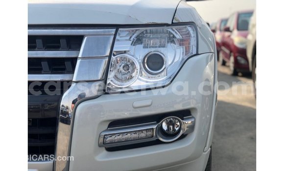 Buy Import Mitsubishi Pajero Black Car in Import - Dubai in East Mahé Buy Import Mitsubishi Pajero Black Car in Import - Dubai in East Mahé