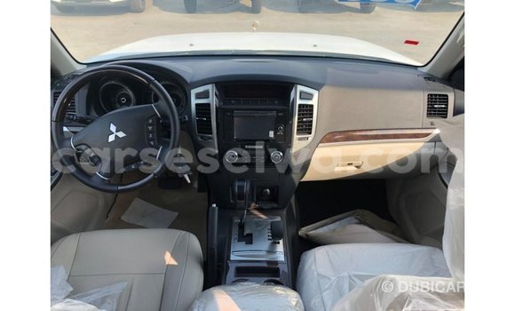 Buy Import Mitsubishi Pajero Black Car in Import - Dubai in East Mahé Buy Import Mitsubishi Pajero Black Car in Import - Dubai in East Mahé