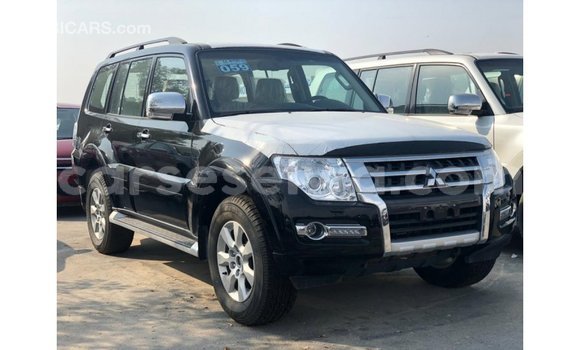 Buy Import Mitsubishi Pajero Black Car in Import - Dubai in East Mahé Buy Import Mitsubishi Pajero Black Car in Import - Dubai in East Mahé