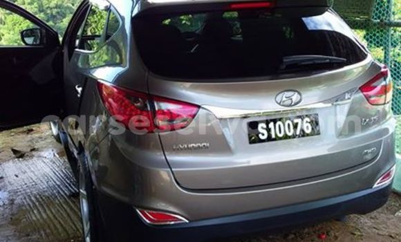 Buy Used Hyundai ix35 Silver Car in Mahe in Victoria Buy Used Hyundai ix35 Silver Car in Mahe in Victoria