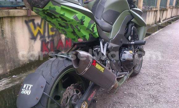 Buy Used Kawasaki Z 1000 Other Bike in Anse Aux Pins in East Mahé Buy Used Kawasaki Z 1000 Other Bike in Anse Aux Pins in East Mahé