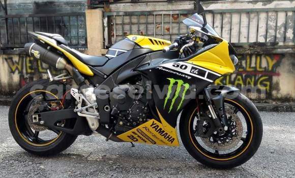 Buy Used Yamaha R1 Other Bike in Anse Aux Pins in East Mahé Buy Used Yamaha R1 Other Bike in Anse Aux Pins in East Mahé