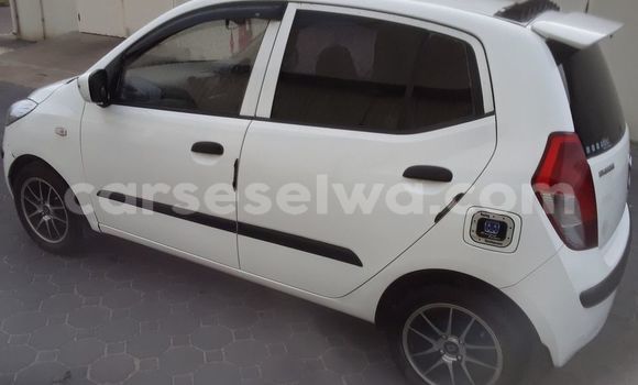 Buy Used Hyundai i10 White Car in Anse Aux Pins in East Mahé Buy Used Hyundai i10 White Car in Anse Aux Pins in East Mahé