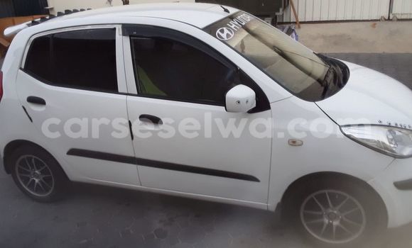 Buy Used Hyundai i10 White Car in Anse Aux Pins in East Mahé Buy Used Hyundai i10 White Car in Anse Aux Pins in East Mahé
