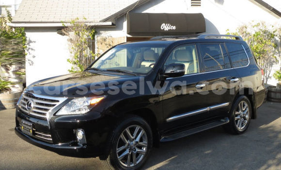 Buy Used Lexus LX 570 Black Car in Anse Boileau in West Mahé