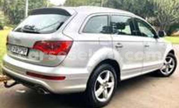 Buy Used Audi Q7 Red Car in Mont Fleuri in Greater Victoria Buy Used Audi Q7 Red Car in Mont Fleuri in Greater Victoria