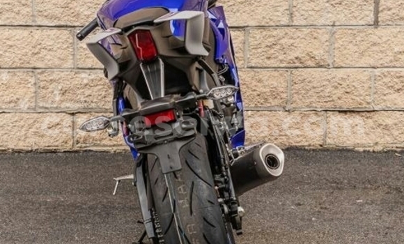 Acheter Neuf Moto Yamaha YZF Bleu à Anse Boileau, West Mahé Acheter Neuf Moto Yamaha YZF Bleu à Anse Boileau, West Mahé
