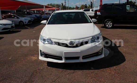 Acheter Occasion Voiture Toyota Camry Blanc à La Plaine St. André?, East Mahé