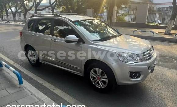 Buy Used Haval H6 Silver Car in Anse Aux Pins in East Mahé Buy Used Haval H6 Silver Car in Anse Aux Pins in East Mahé