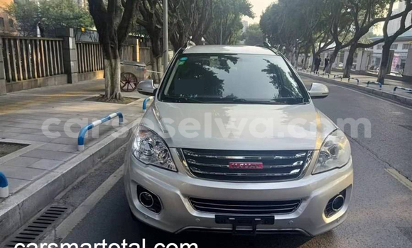 Buy Used Haval H6 Silver Car in Anse Aux Pins in East Mahé Buy Used Haval H6 Silver Car in Anse Aux Pins in East Mahé