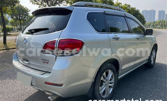 Buy Used Haval H6 Silver Car in Anse Boileau in West Mahé Buy Used Haval H6 Silver Car in Anse Boileau in West Mahé