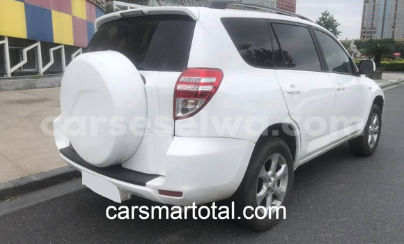 Buy Used Toyota RAV4 White Car in Cascade in Cascade Buy Used Toyota RAV4 White Car in Cascade in Cascade