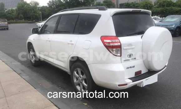 Buy Used Toyota RAV4 White Car in Cascade in Cascade Buy Used Toyota RAV4 White Car in Cascade in Cascade