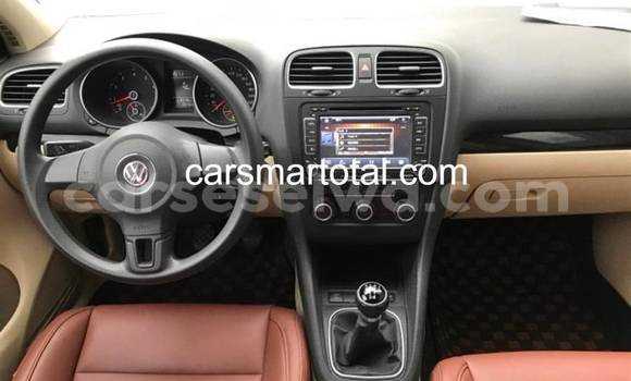 Buy Used Volkswagen Golf Silver Car in Beau Vallon in North Mahé Buy Used Volkswagen Golf Silver Car in Beau Vallon in North Mahé