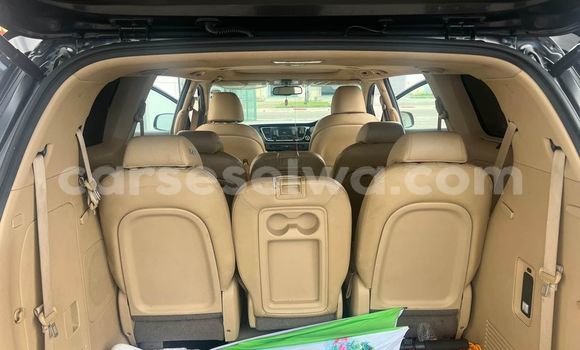 Buy Used Kia Carnival Other Car in Mahe in Victoria Buy Used Kia Carnival Other Car in Mahe in Victoria