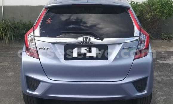 Buy Used Honda FIT Blue Car in Mahe in Victoria Buy Used Honda FIT Blue Car in Mahe in Victoria