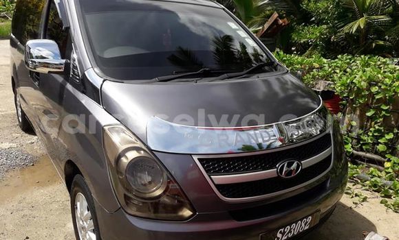 Acheter Occasion Voiture Hyundai H1 Gris à Beau Vallon, Nord Mahé