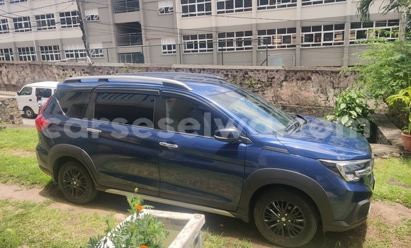 Buy Used Suzuki XL7 Blue Car in Bel Air in Greater Victoria Buy Used Suzuki XL7 Blue Car in Bel Air in Greater Victoria