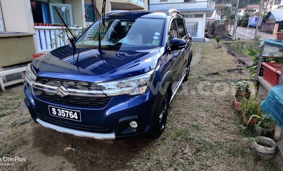 Buy Used Suzuki XL7 Blue Car in Bel Air in Greater Victoria Buy Used Suzuki XL7 Blue Car in Bel Air in Greater Victoria